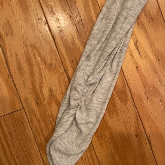 Fabletics turtle neck - Picture 2 of 4